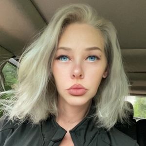 Meet your Posher, Ami